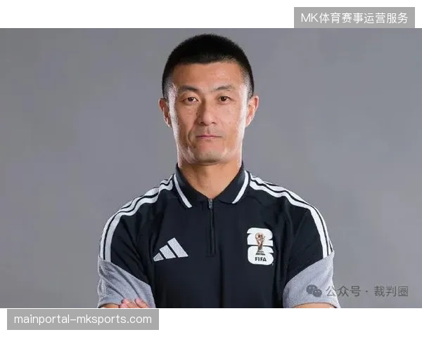 中国裁判傅明将参与本届世界杯执法工作，在澳大利亚与土耳其的比赛中亮相